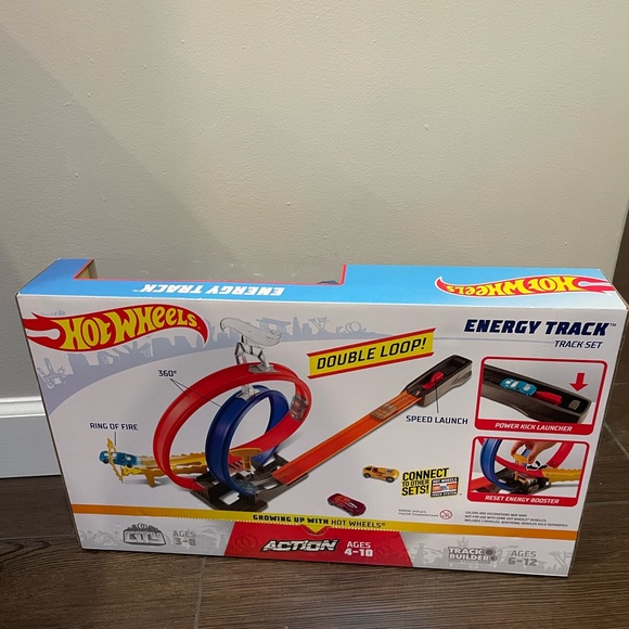 Hot Wheels Multi Car Power Lopp - Picture 3 of 3